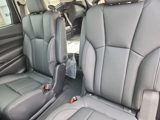 2026 Subaru Ascent Limited Bronze Edition - Photo 18