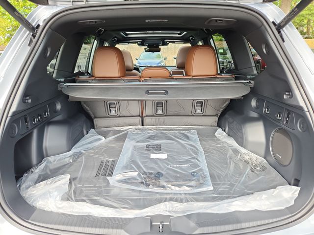 2026 Subaru Forester Touring - Photo 8