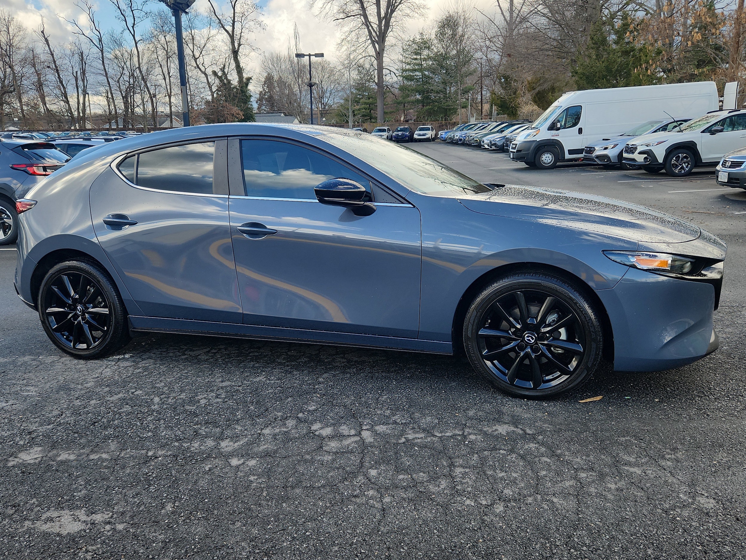 2024 Mazda Mazda3 Carbon Edition's photo