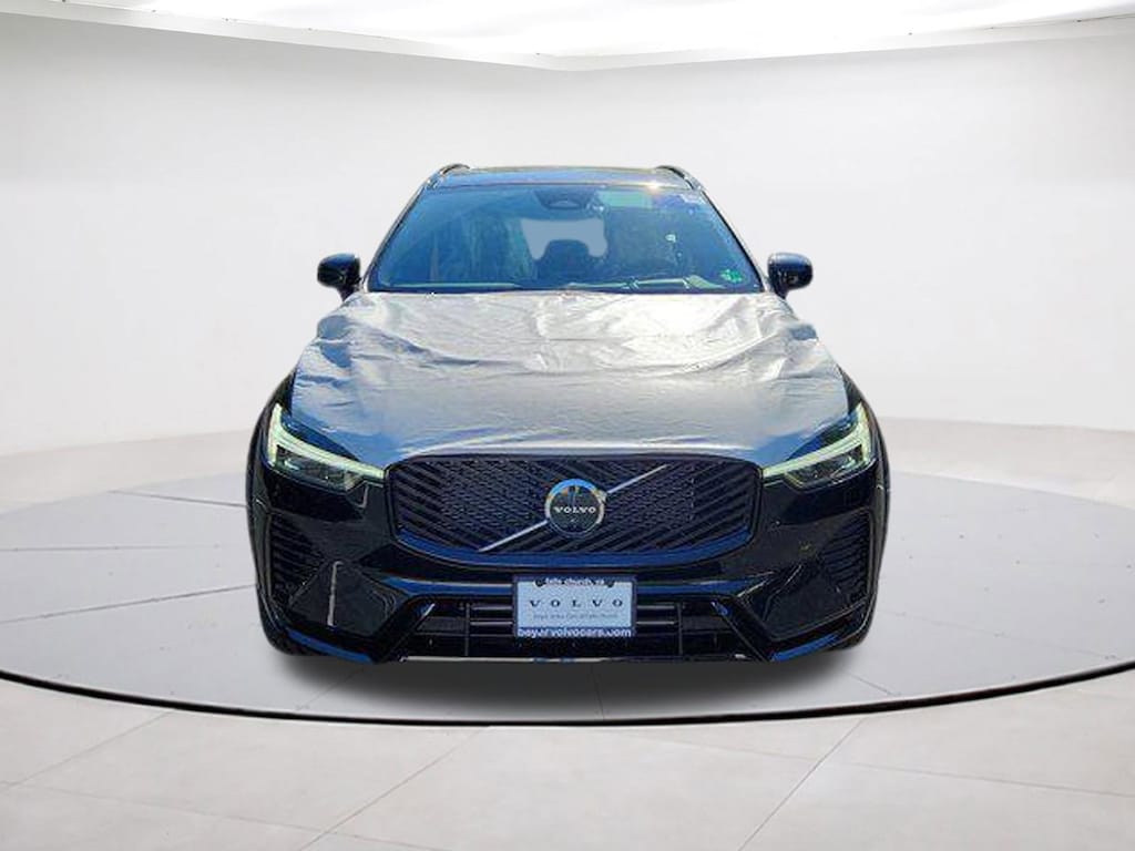 New 2026 Volvo XC60 plug-in hybrid T8 Polestar Engineered SUV