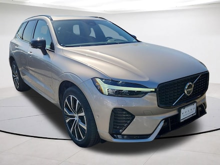 2023 Volvo XC60 B5 AWD Plus Dark SUV