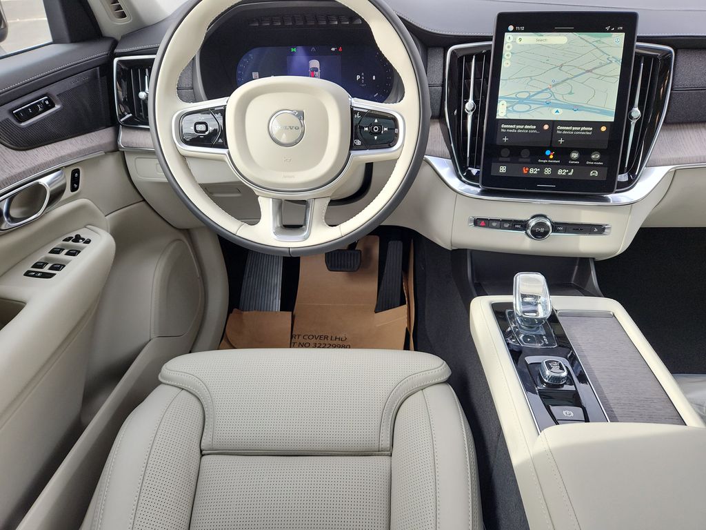 2026 Volvo XC90 Ultra - Photo 23
