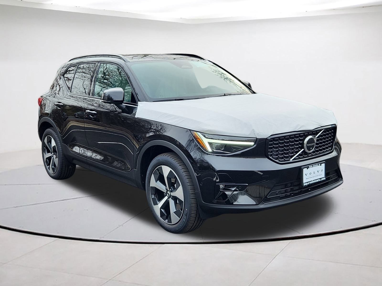 2026 Volvo XC40 Plus's photo