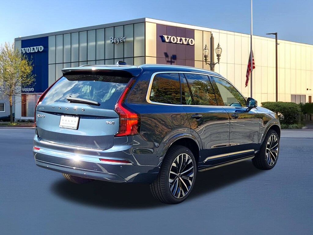 New 2026 Volvo XC90 B6 Plus 7-Seater SUV