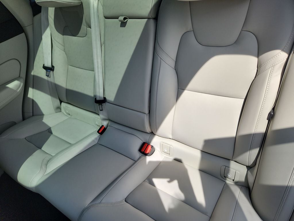 2026 Volvo XC60 Ultra - Photo 23