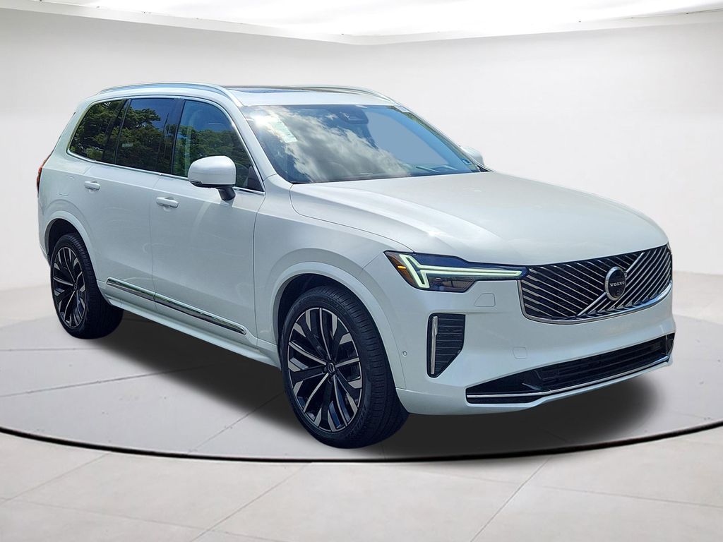 2026 Volvo XC90 T8 Recharge Ultra Bright 4WD's photo
