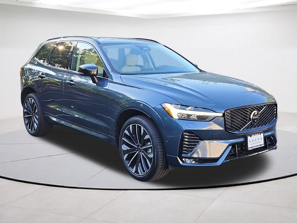 2026 Volvo XC60 B5 Ultra Dark AWD's photo