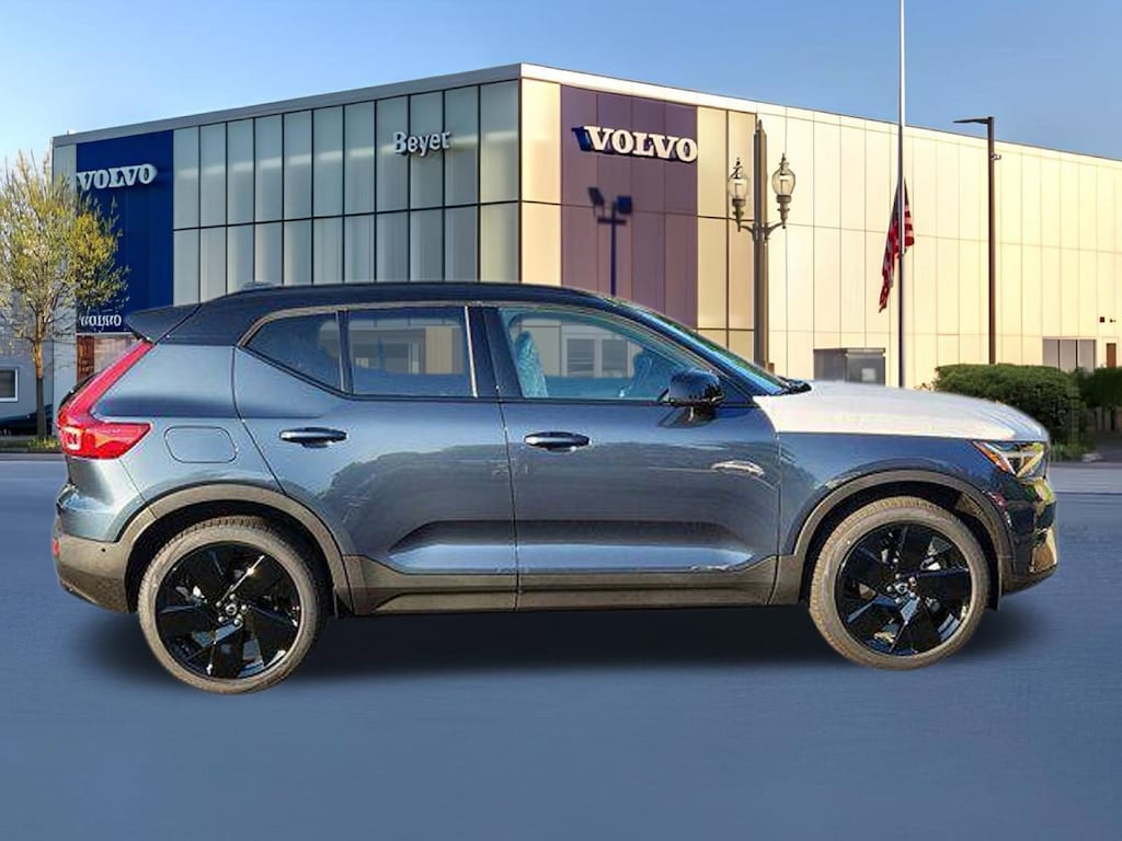 New 2026 Volvo XC40 B5 Ultra Black Edition SUV