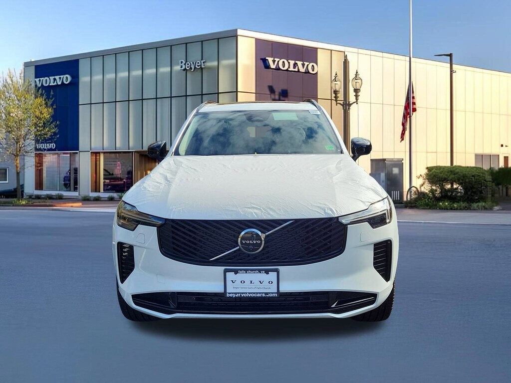 New 2026 Volvo XC90 B6 Ultra Dark Theme 7-Seater SUV