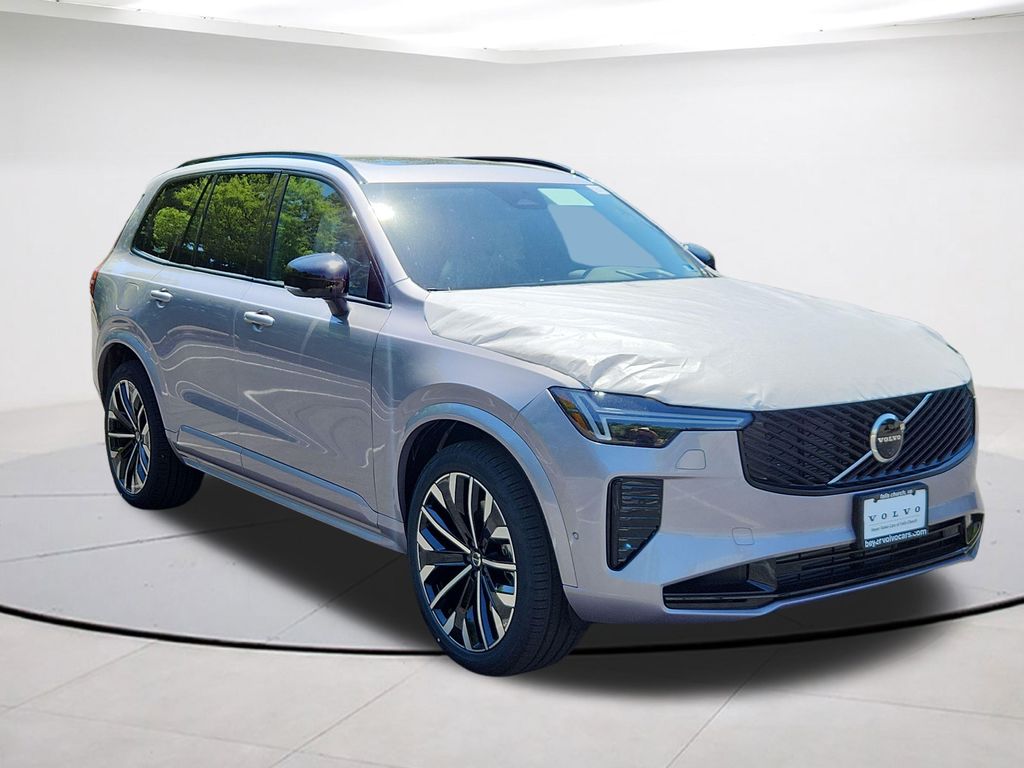 2026 Volvo XC90 T8 Recharge Ultra Dark 4WD's photo
