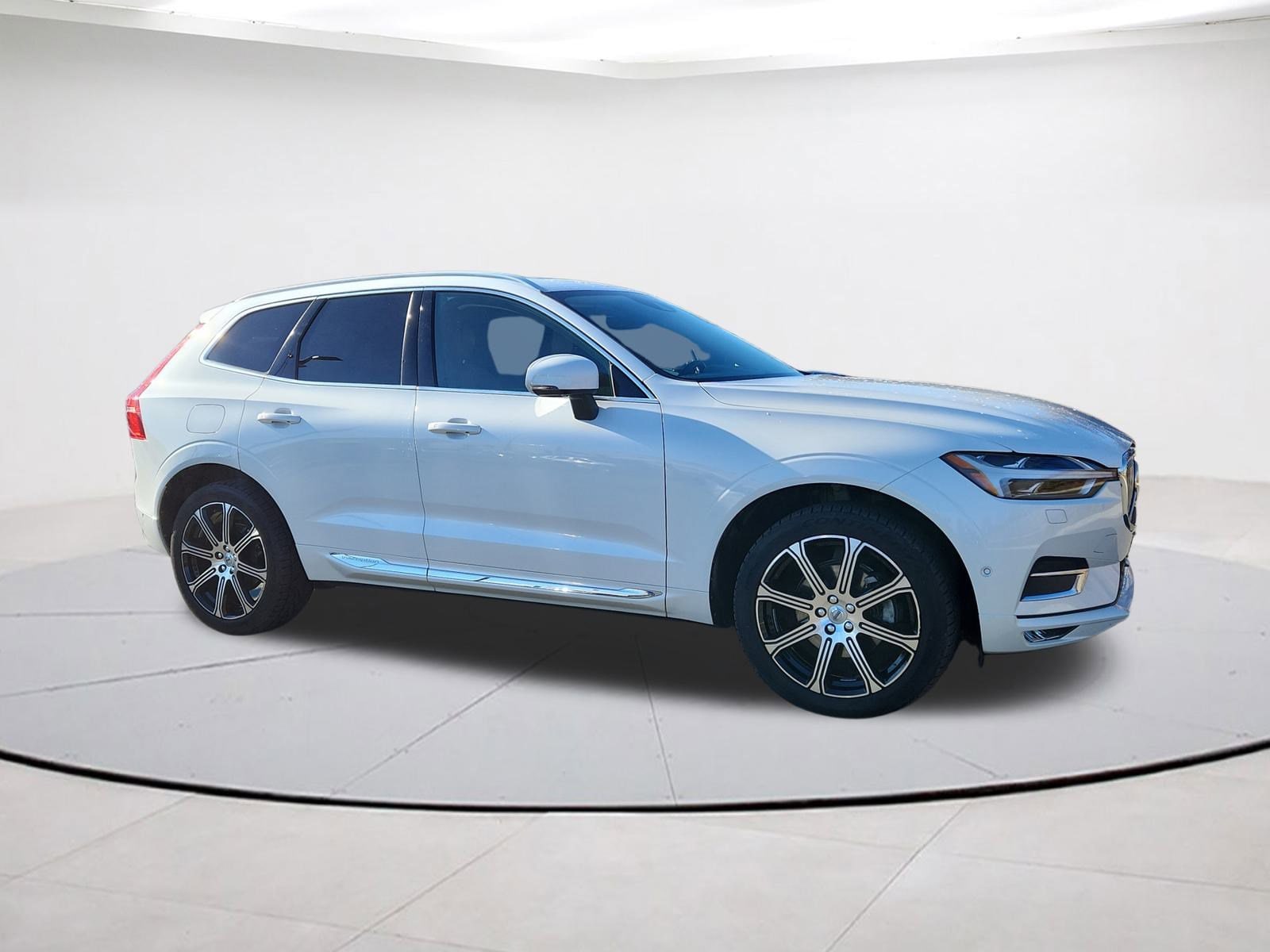 2019 Volvo XC60 Inscription's photo