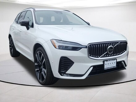 2023 Volvo XC60 B5 AWD Ultimate Dark SUV