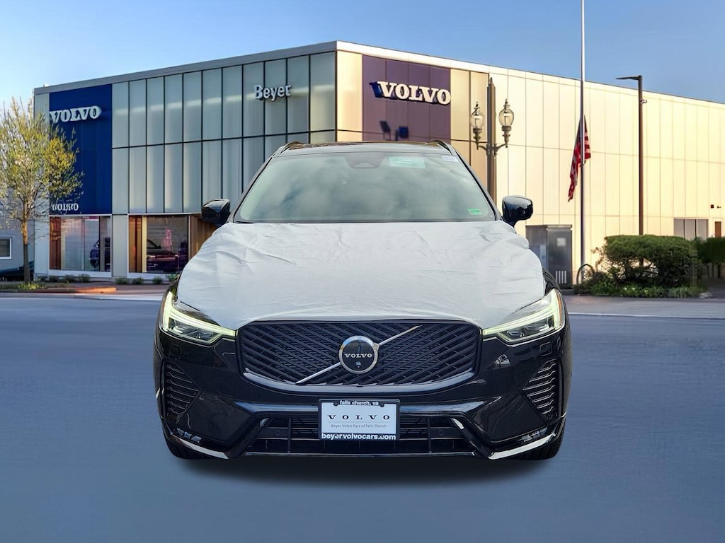 New 2026 Volvo XC60 B5 Plus SUV