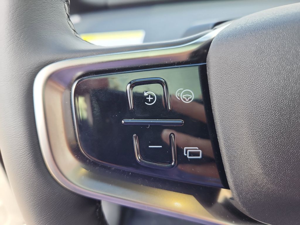 2025 Volvo EX30 Plus - Photo 13