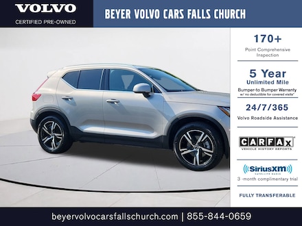 2025 Volvo XC40 B5 Core Bright Theme SUV