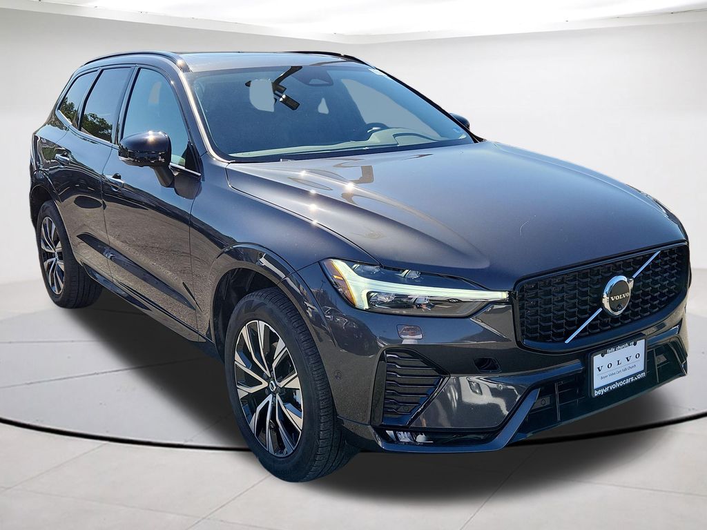 2025 Volvo XC60 B5 Plus Dark AWD's photo