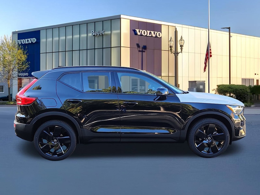 New 2026 Volvo XC40 B5 Ultra Black Edition SUV