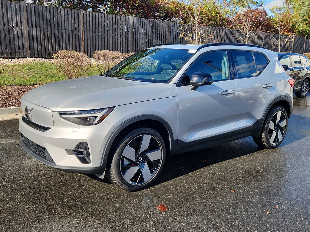 Used 2023 Volvo XC40 Recharge Pure Electric Ultimate SUV