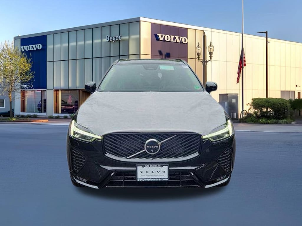 New 2026 Volvo XC60 B5 Plus SUV