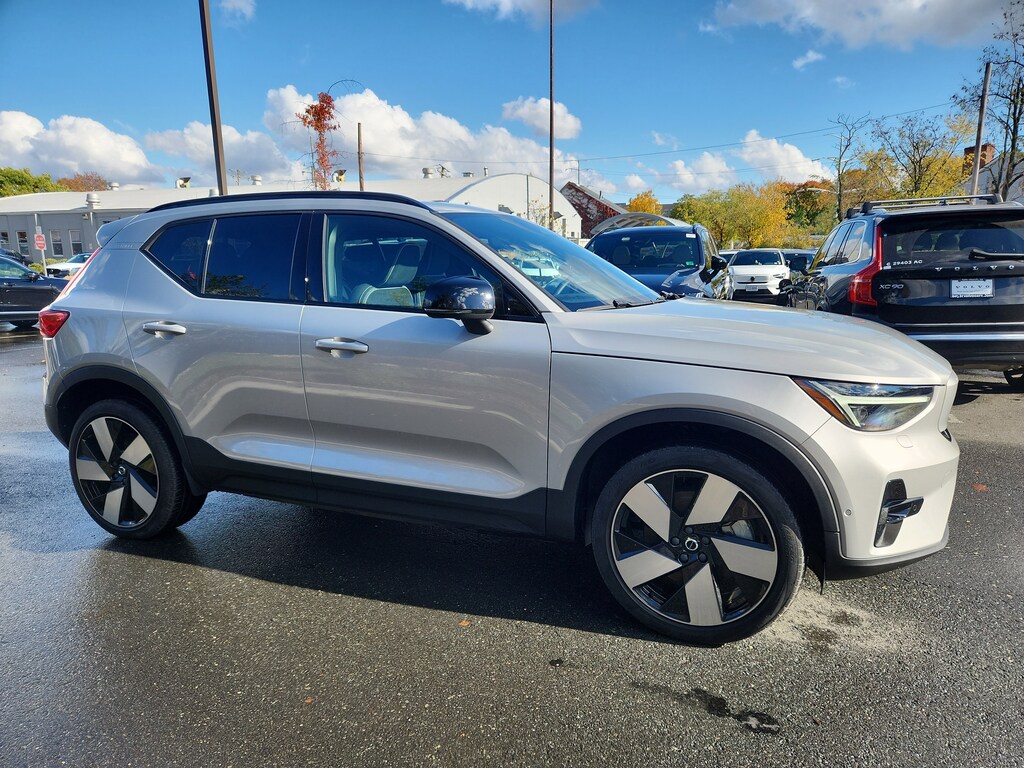 Used 2023 Volvo XC40 Recharge Pure Electric Ultimate SUV
