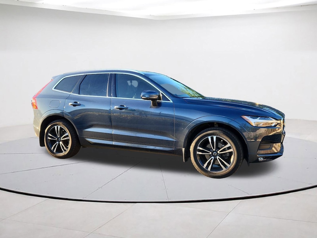 Used 2021 Volvo XC60 T5 Momentum SUV