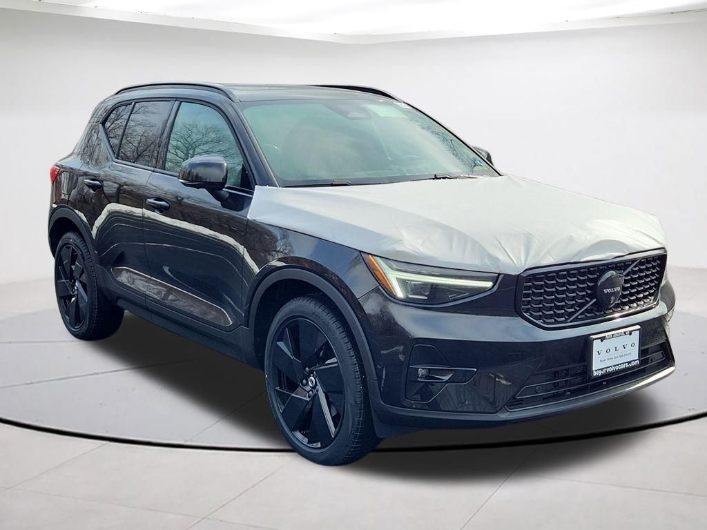 2026 Volvo XC40 B5 Ultra Ultra Black Edition AWD's photo