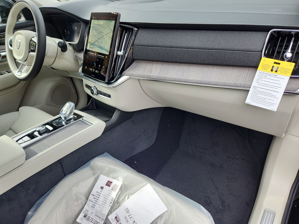 2026 Volvo XC90 Ultra - Photo 27