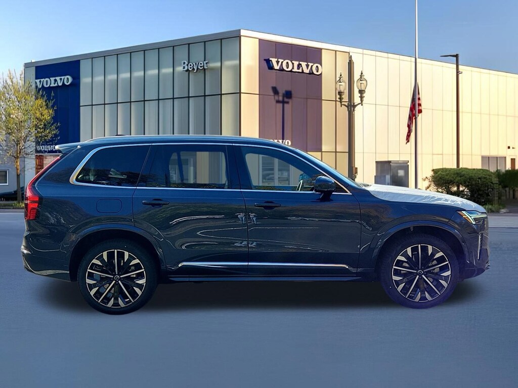 New 2026 Volvo XC90 B6 Plus 7-Seater SUV