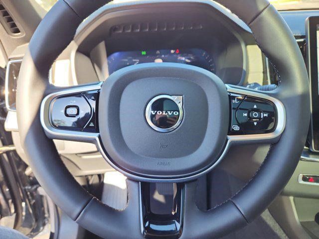 2026 Volvo XC90 Plus - Photo 13