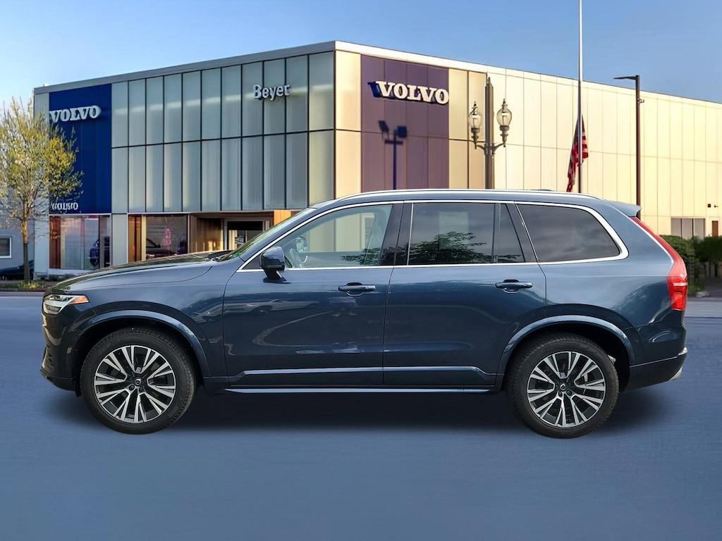 Used 2021 Volvo XC90 T6 Momentum 7 Passenger SUV
