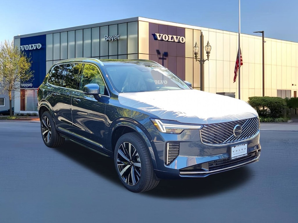 New 2026 Volvo XC90 B6 Core SUV