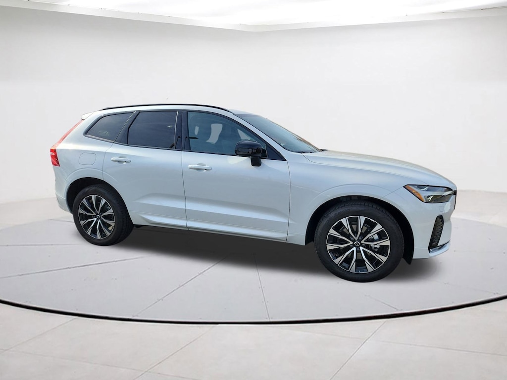 New 2025 Volvo XC60 B5 Core SUV