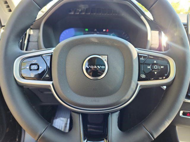 2026 Volvo XC90 Ultra - Photo 13