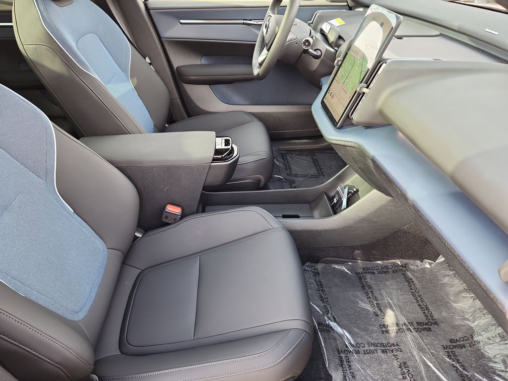 2025 Volvo EX30 Plus - Photo 23