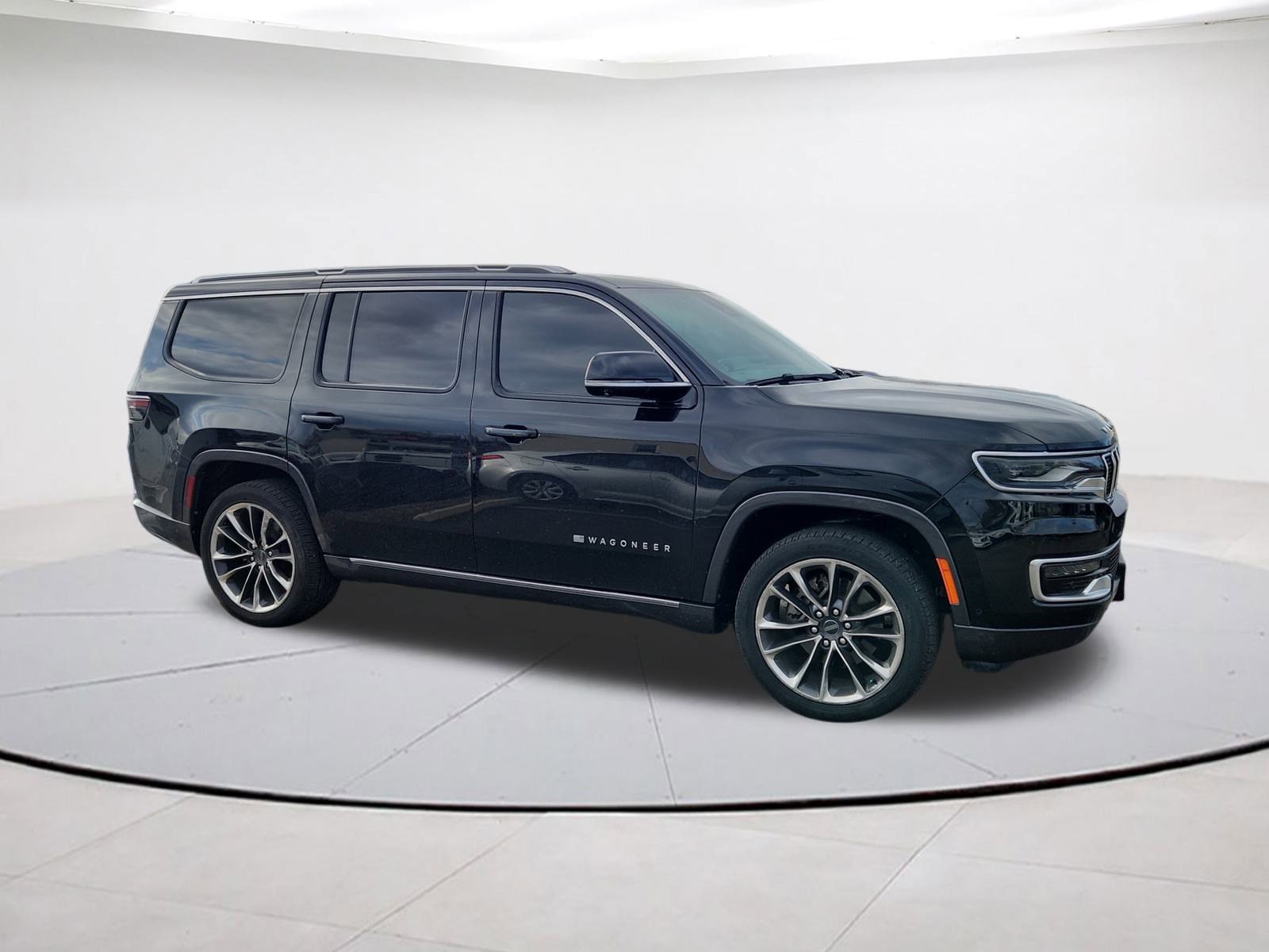 2022 Jeep Wagoneer Series III's photo