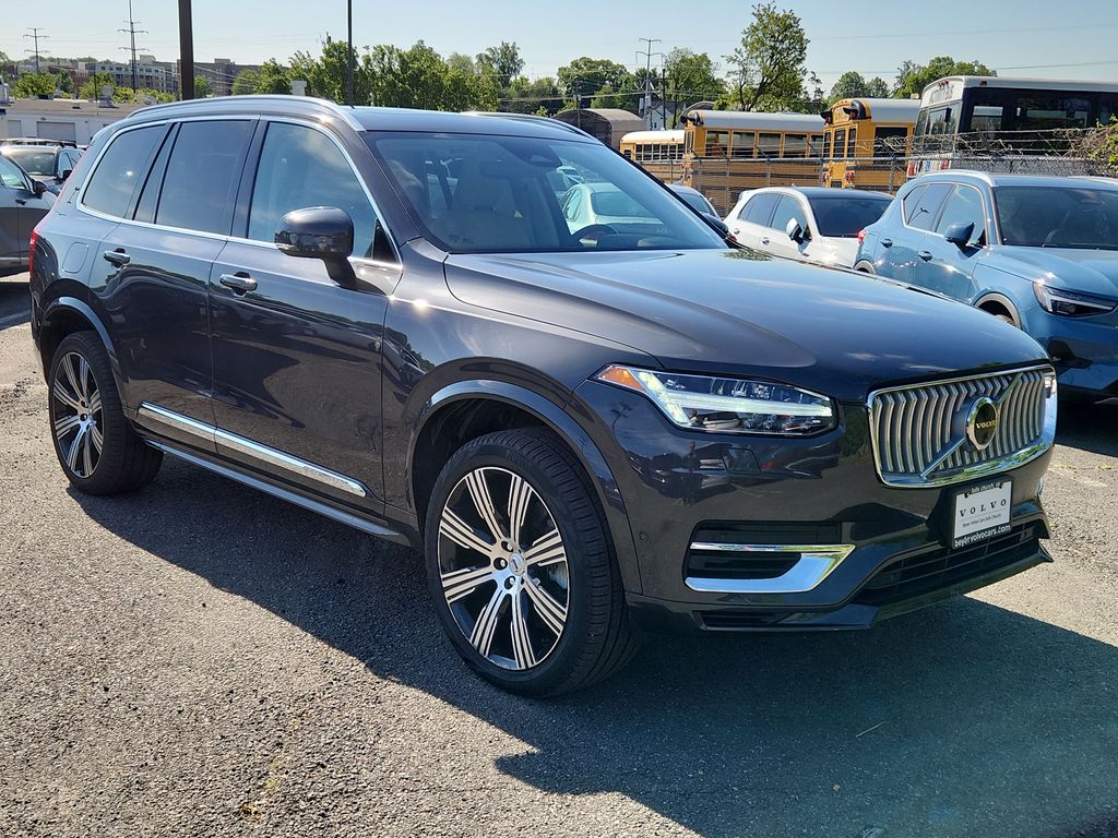 2024 Volvo XC90 T8 Recharge Plus Bright Theme 7-Seat 4WD's photo