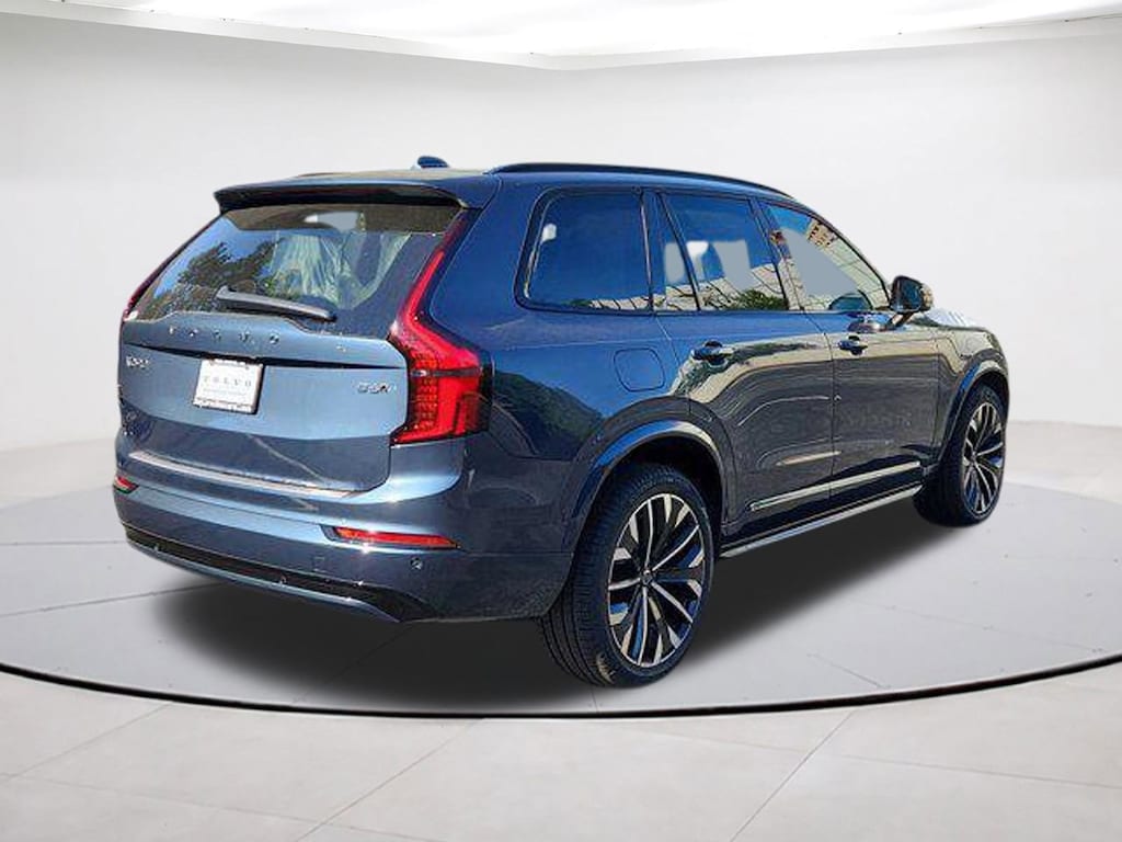 New 2026 Volvo XC90 B6 Ultra Dark Theme 7-Seater SUV