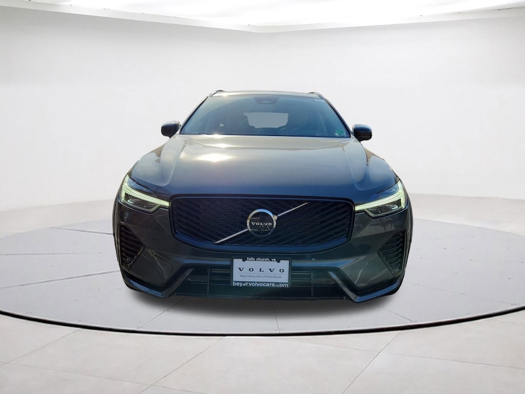 New 2026 Volvo XC60 plug-in hybrid T8 Ultra SUV