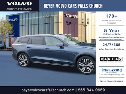 2024 Volvo V60 Cross Country B5 Plus Wagon 2024 Volvo V60 Cross Country B5 Plus Wagon