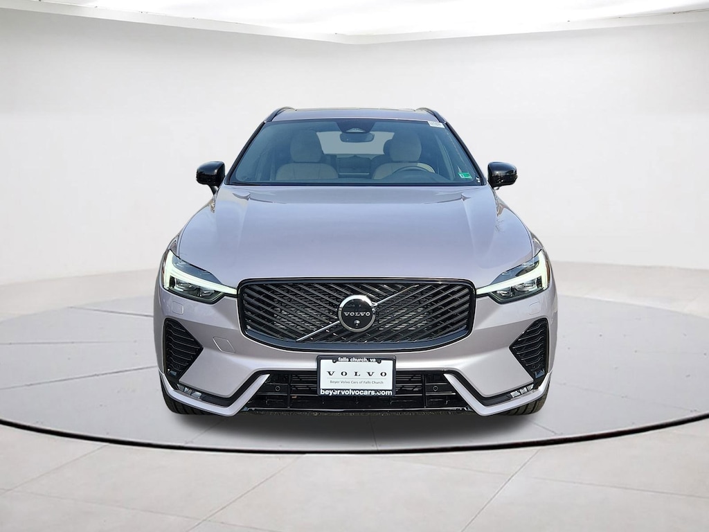 New 2026 Volvo XC60 B5 Plus SUV