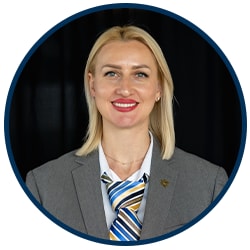 Staff member Natalie Baker from ID_016a3ab7b90a