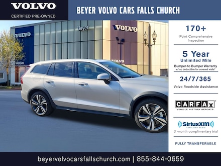 2025 Volvo V60 Cross Country B5 Plus Wagon 2025 Volvo V60 Cross Country B5 Plus Wagon