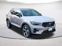 2026 Volvo XC40 B5 Plus SUV