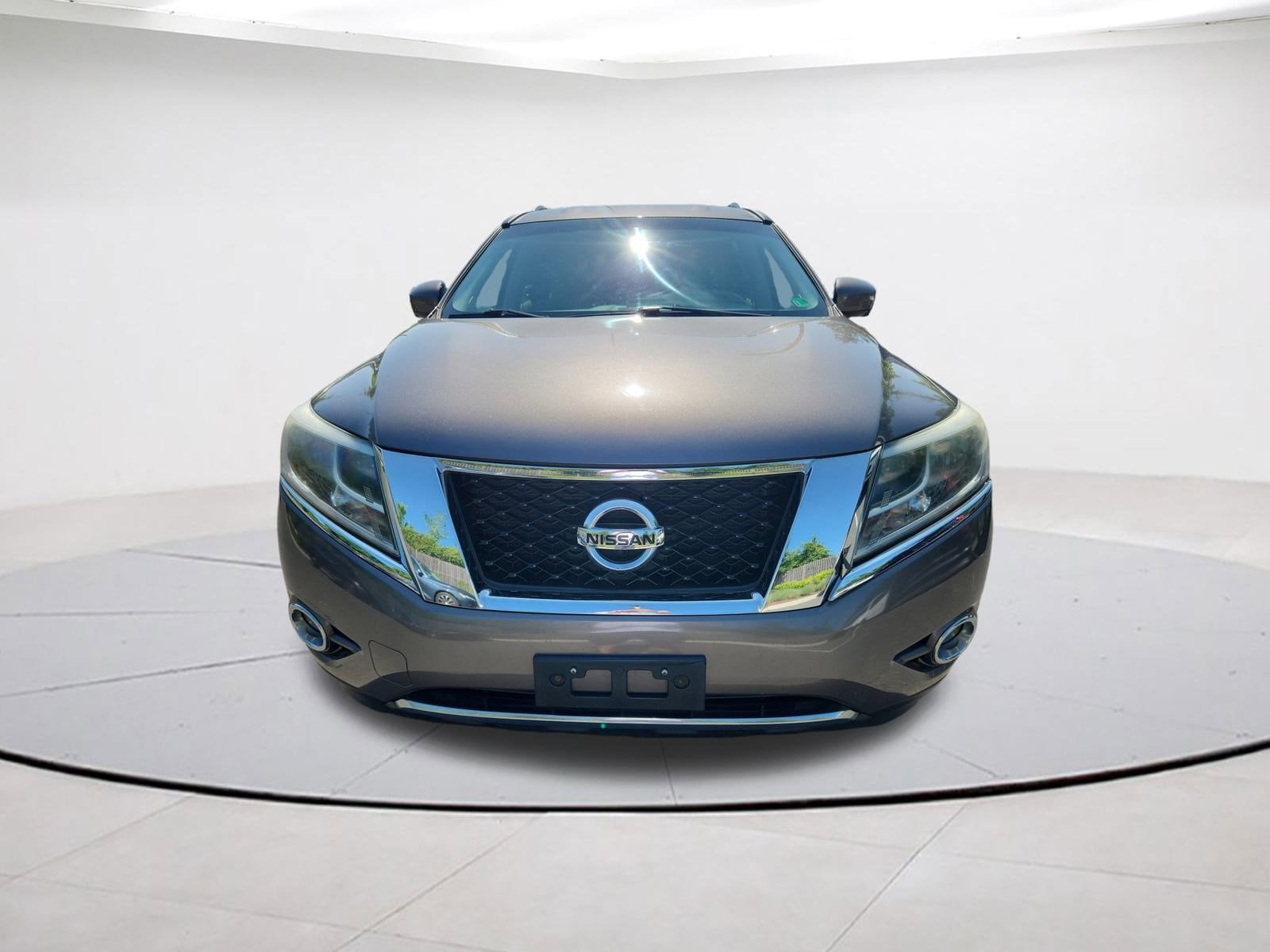 Used 2014 Nissan Pathfinder Platinum with VIN 5N1AR2MN3EC728005 for sale in Falls Church, VA