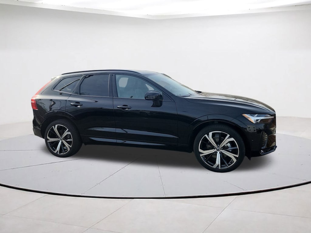 New 2025 Volvo XC60 B5 Ultra SUV