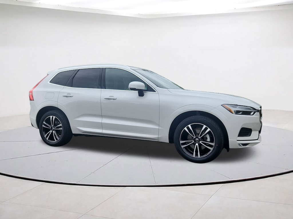 Used 2021 Volvo XC60 T5 Momentum SUV