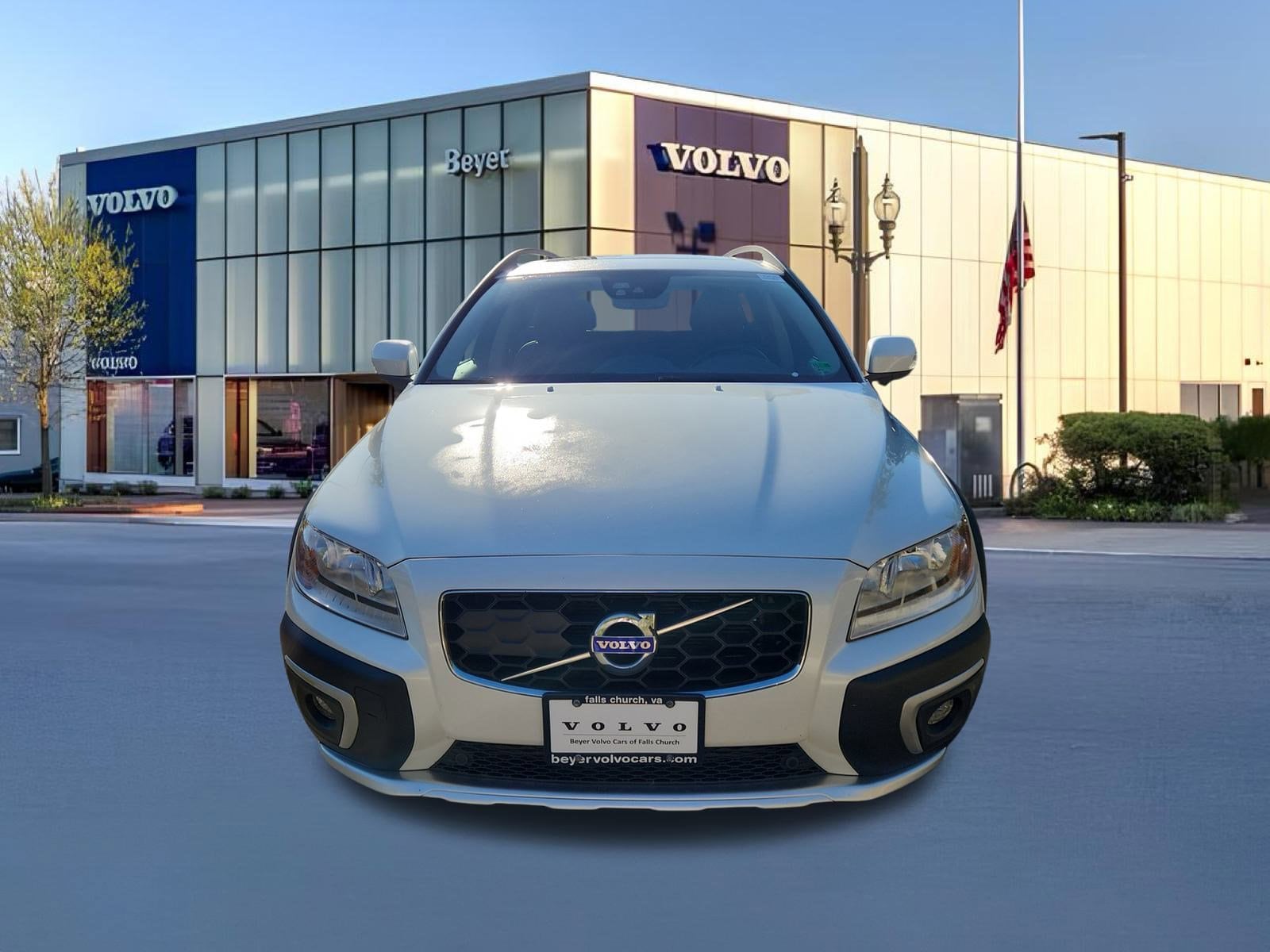 Used 2015 Volvo XC70 Premier with VIN YV440MBK4F1230003 for sale in Falls Church, VA