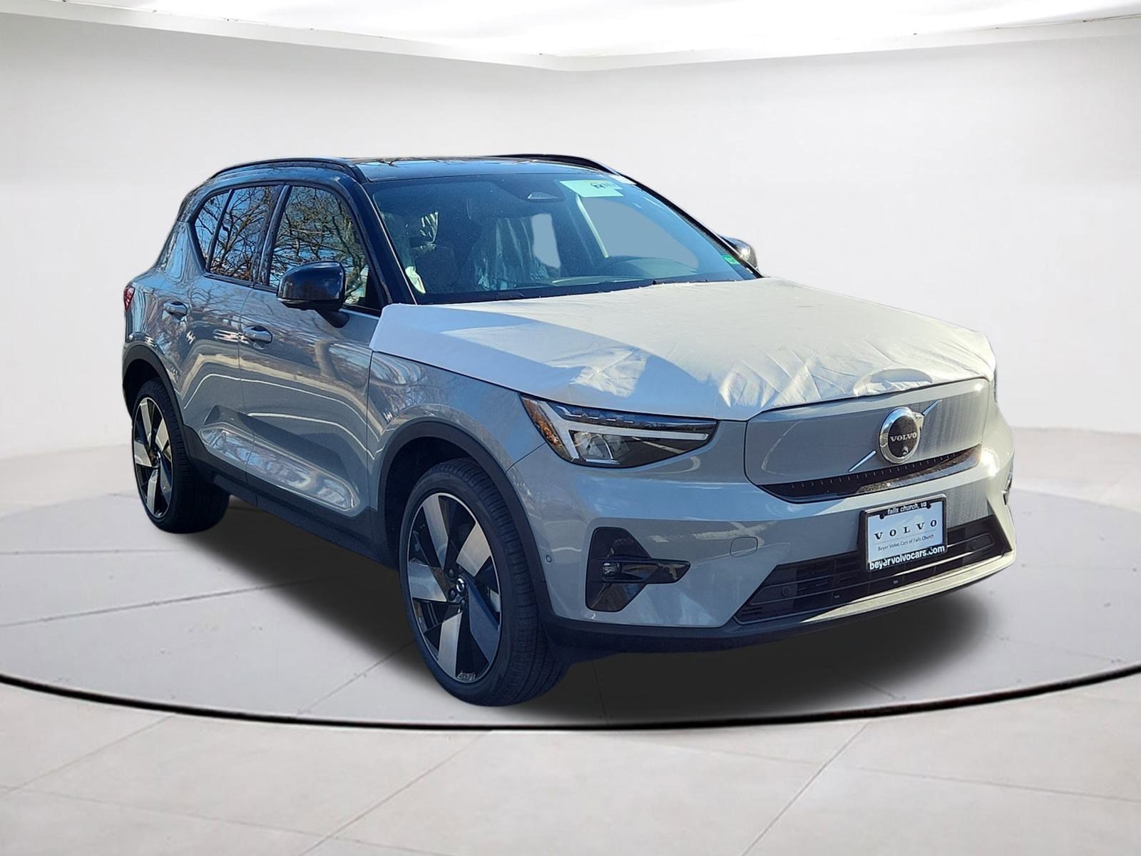 2026 Volvo EX40 Plus's photo