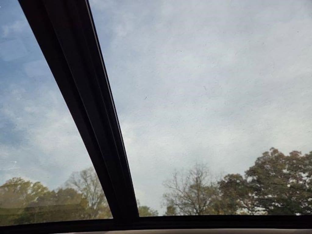 New 2025 Volvo XC60 B5 Core SUV