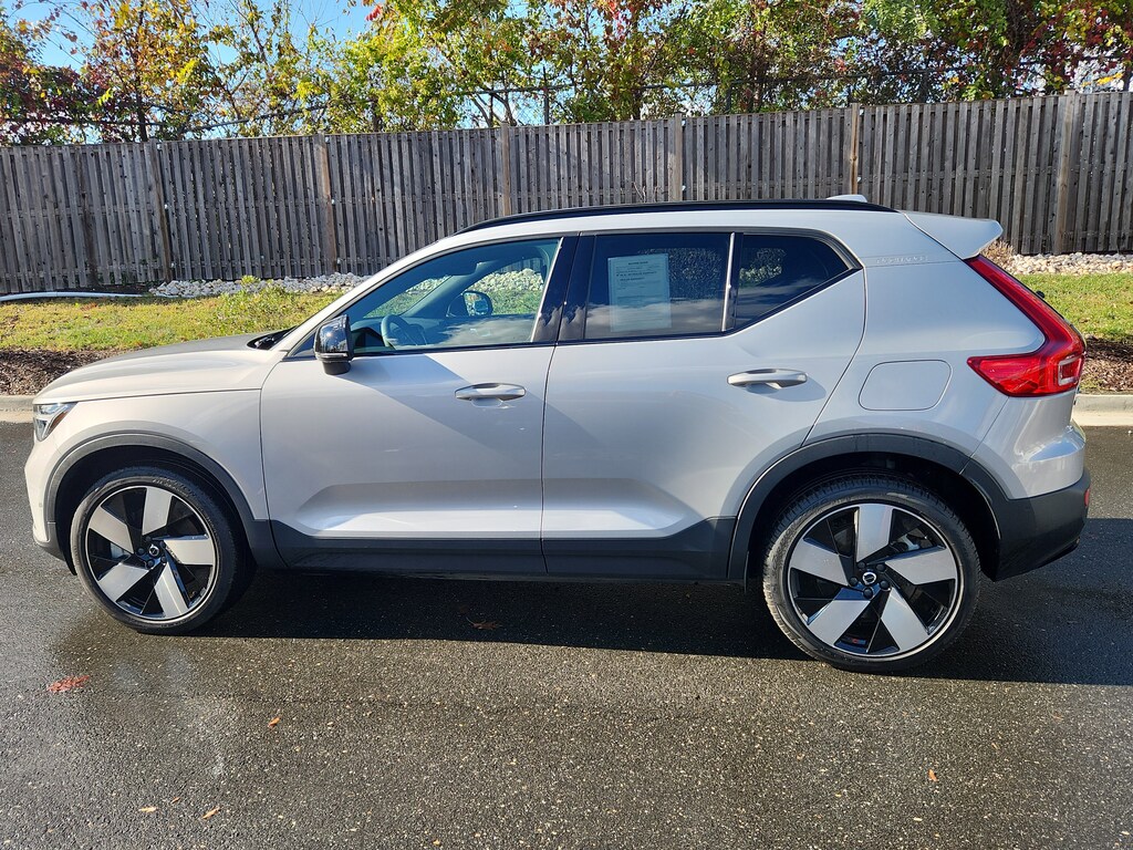 Used 2023 Volvo XC40 Recharge Pure Electric Ultimate SUV